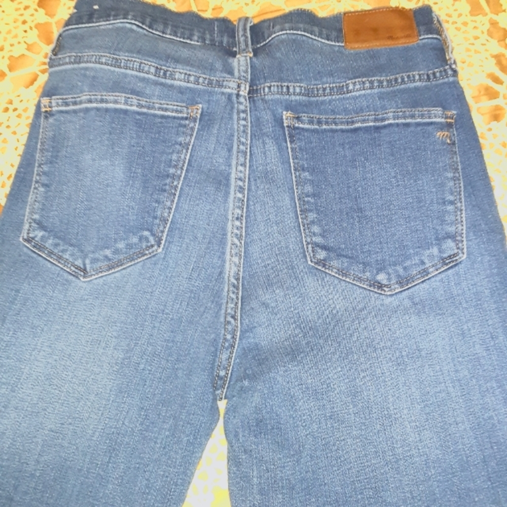 Brand new. Never worn. Tommy Hillfiger jeans. Straight leg size 8.